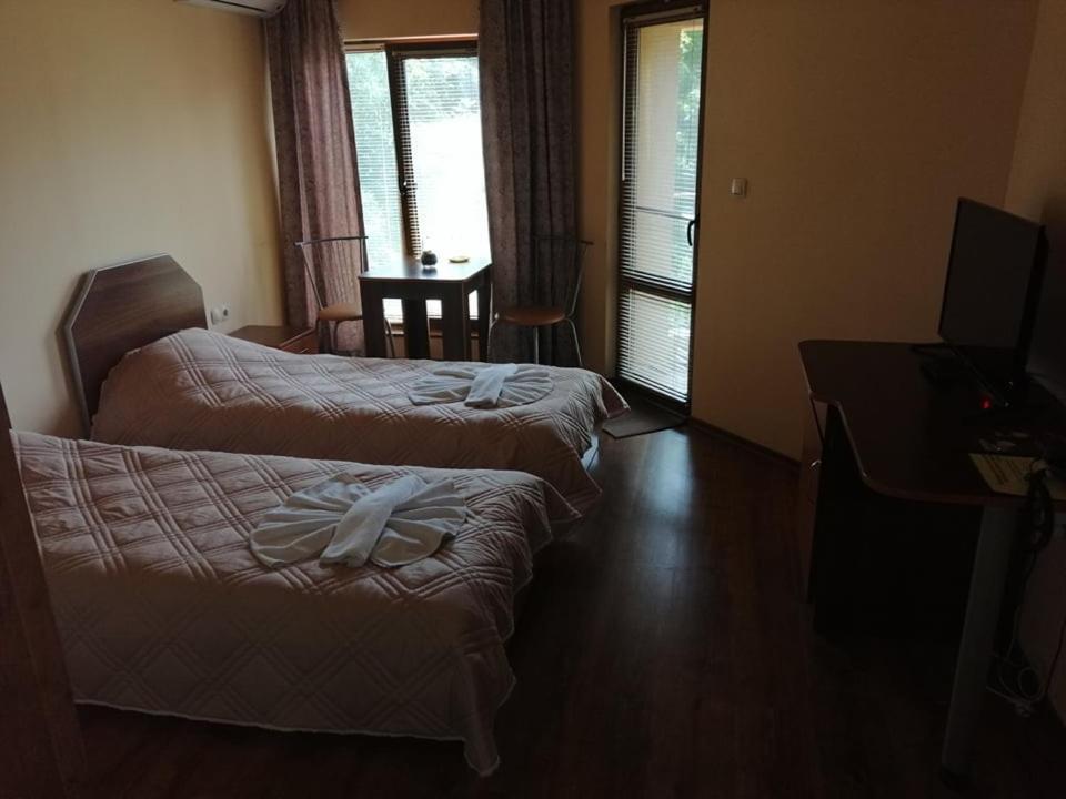 Хотел Омега Stara Zagora Exterior foto